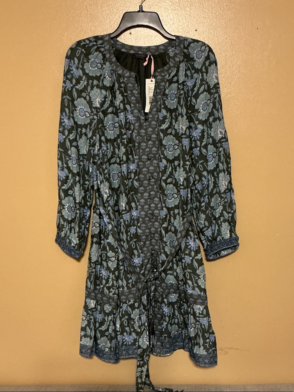Vineyard Vines Black and Blue Floral Tie-Waist Dress